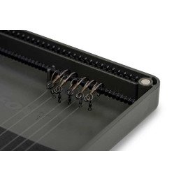 Boite à Bas de Ligne Fox Edges Medium rig box inc 50 pins