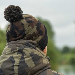 Bonnet Avid Black & Camo Bobble Hat | Vêtements | Matériel pour la ...